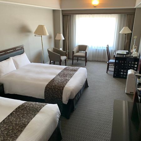 Kurashiki Royal Art Hotel Екстер'єр фото