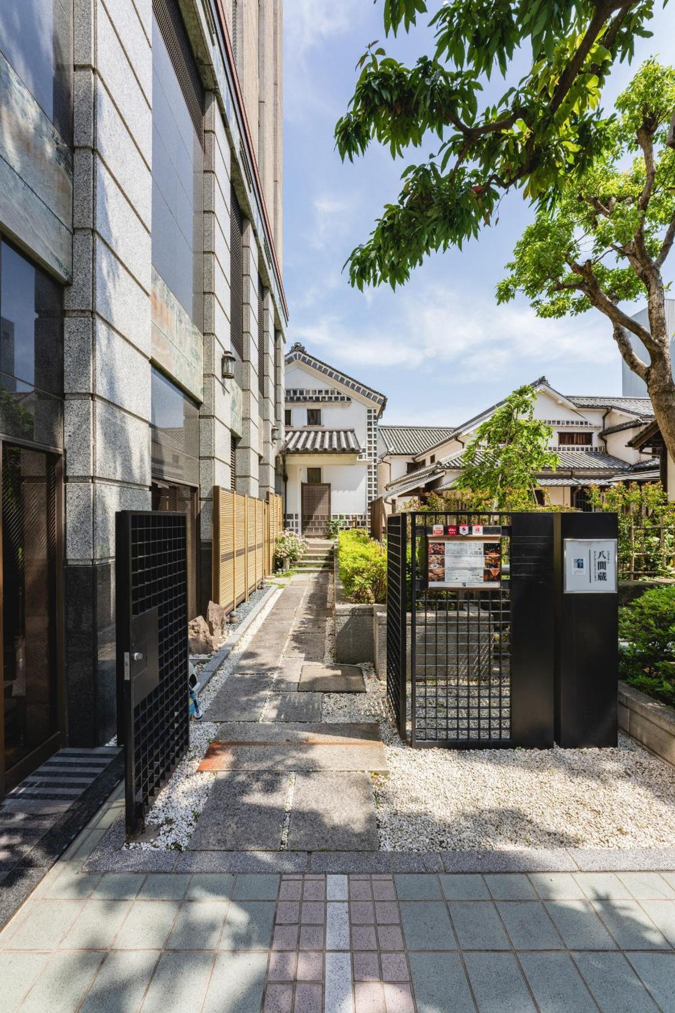 Kurashiki Royal Art Hotel Екстер'єр фото